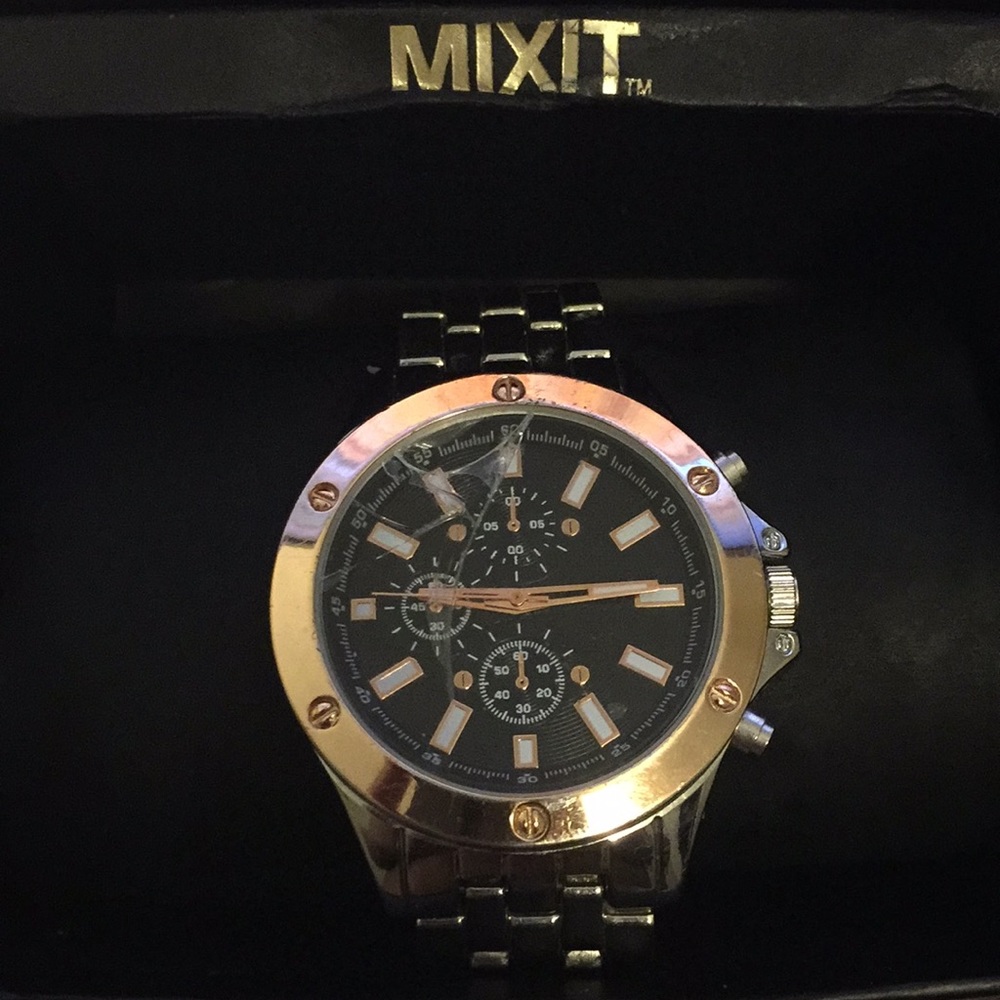 Casual silver and gold watch